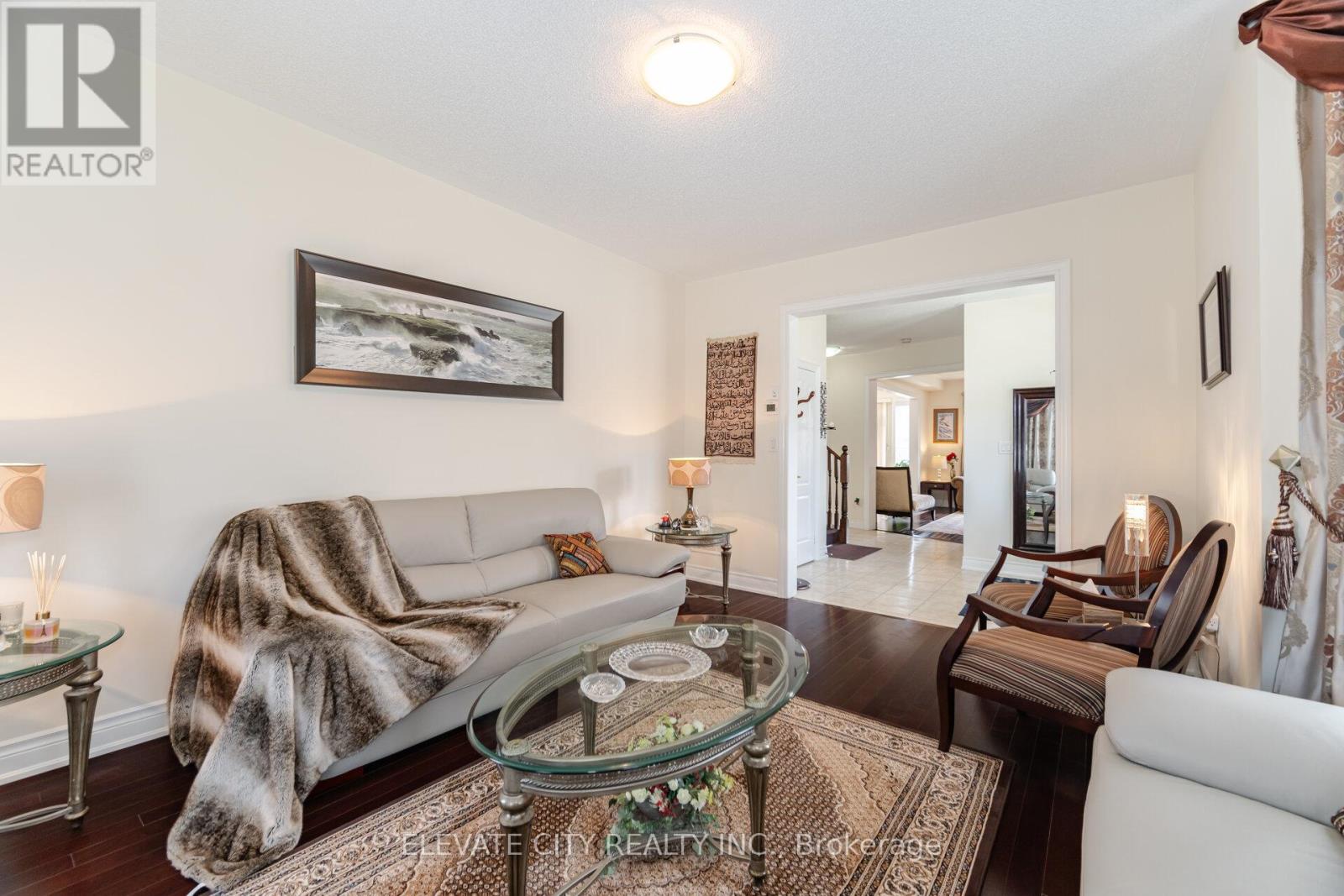 5576 Ethan Drive, Mississauga, Ontario  L5M 0W1 - Photo 4 - W12645818