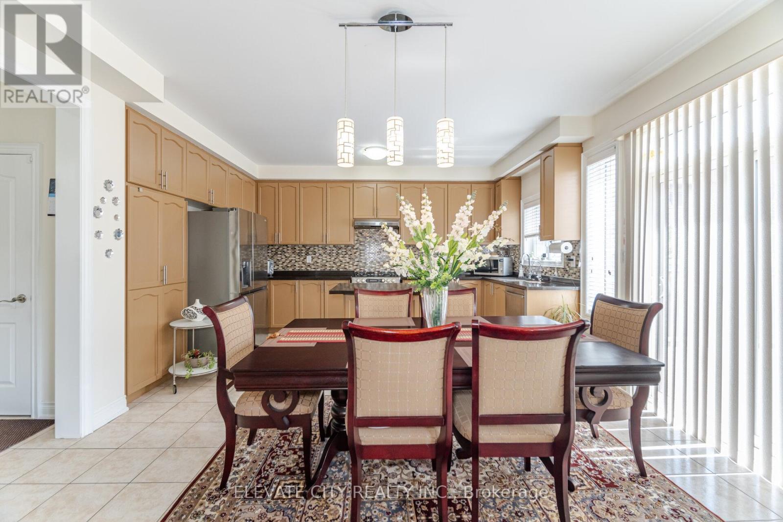 5576 Ethan Drive, Mississauga, Ontario  L5M 0W1 - Photo 7 - W12645818