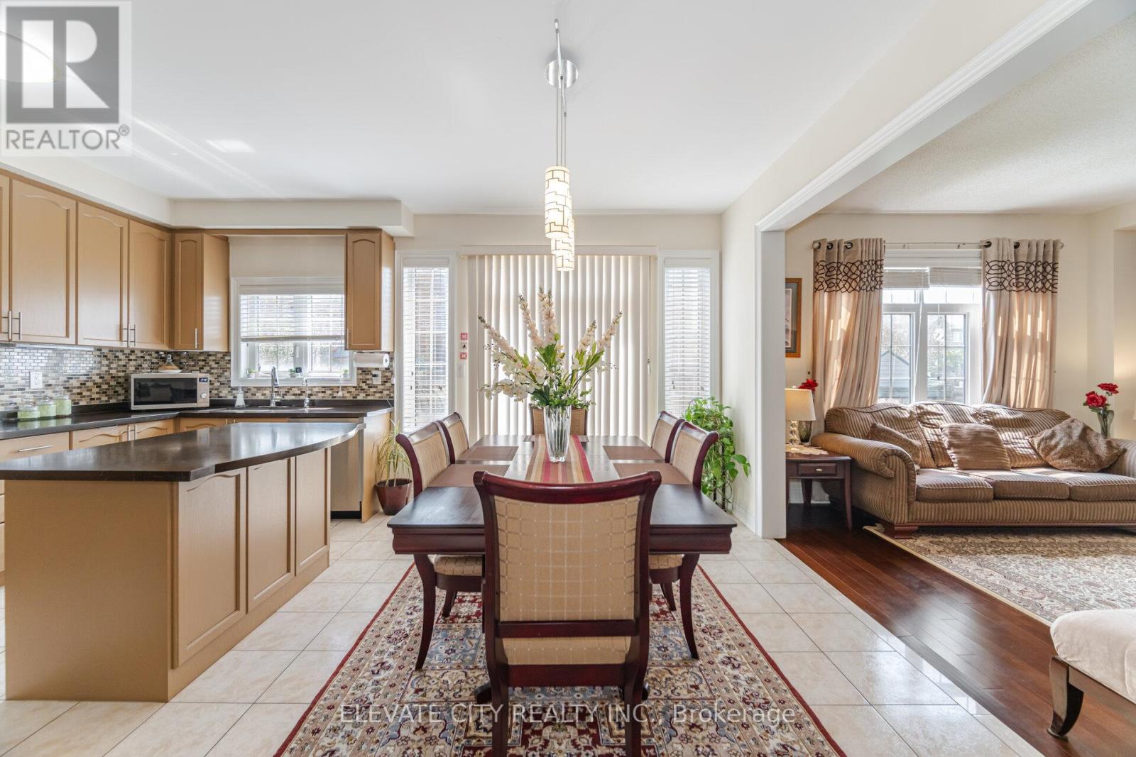 5576 Ethan Drive, Mississauga, Ontario  L5M 0W1 - Photo 8 - W12645818