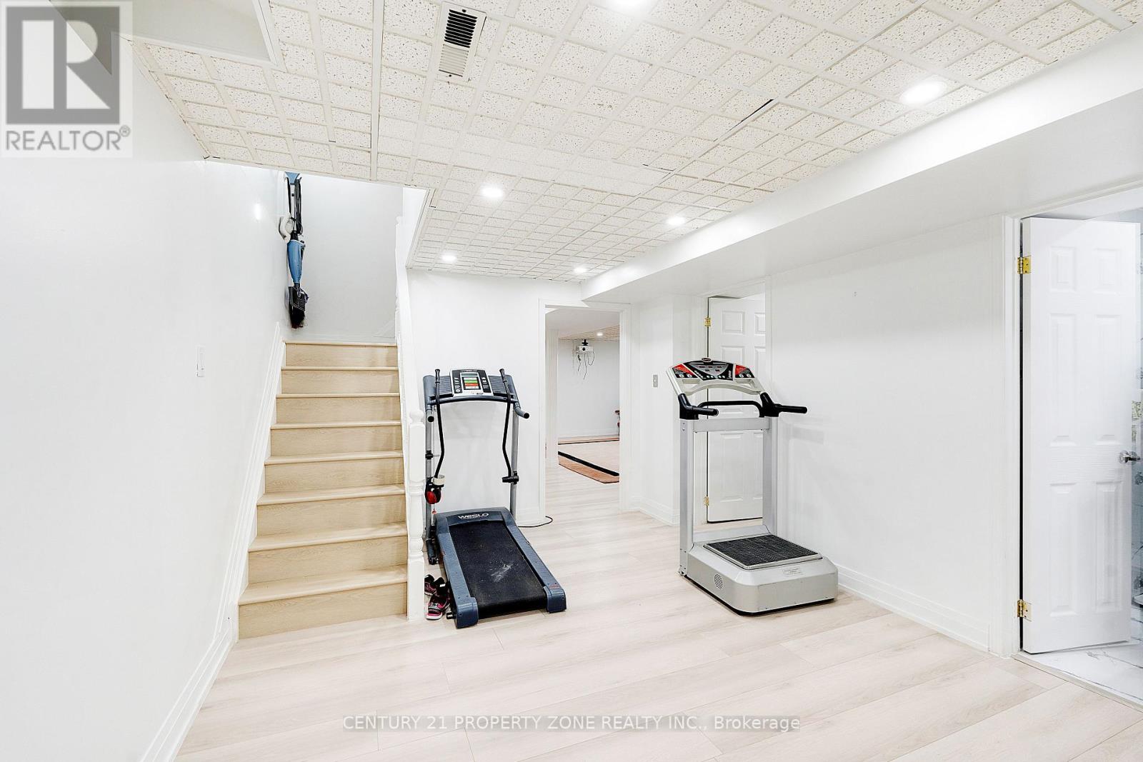 2565 Scarth Court, Mississauga, Ontario  L5M 5L2 - Photo 34 - W12645820