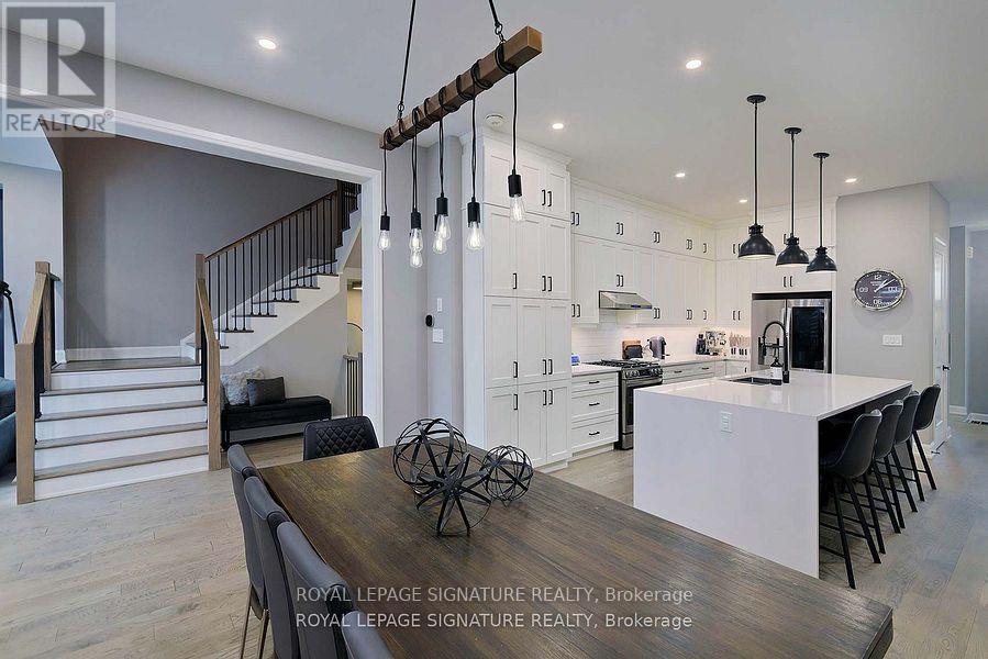 1467 Lakeport Crescent, Oakville, Ontario  L6H 3S1 - Photo 10 - W12645830