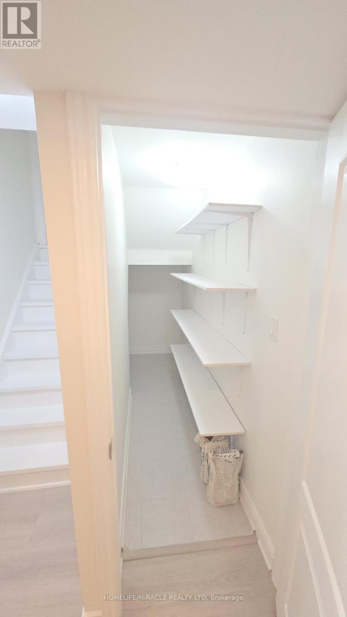 Bsmt - 16 Meadowcrest Lane, Brampton, Ontario  L7A 0T8 - Photo 13 - W12645846