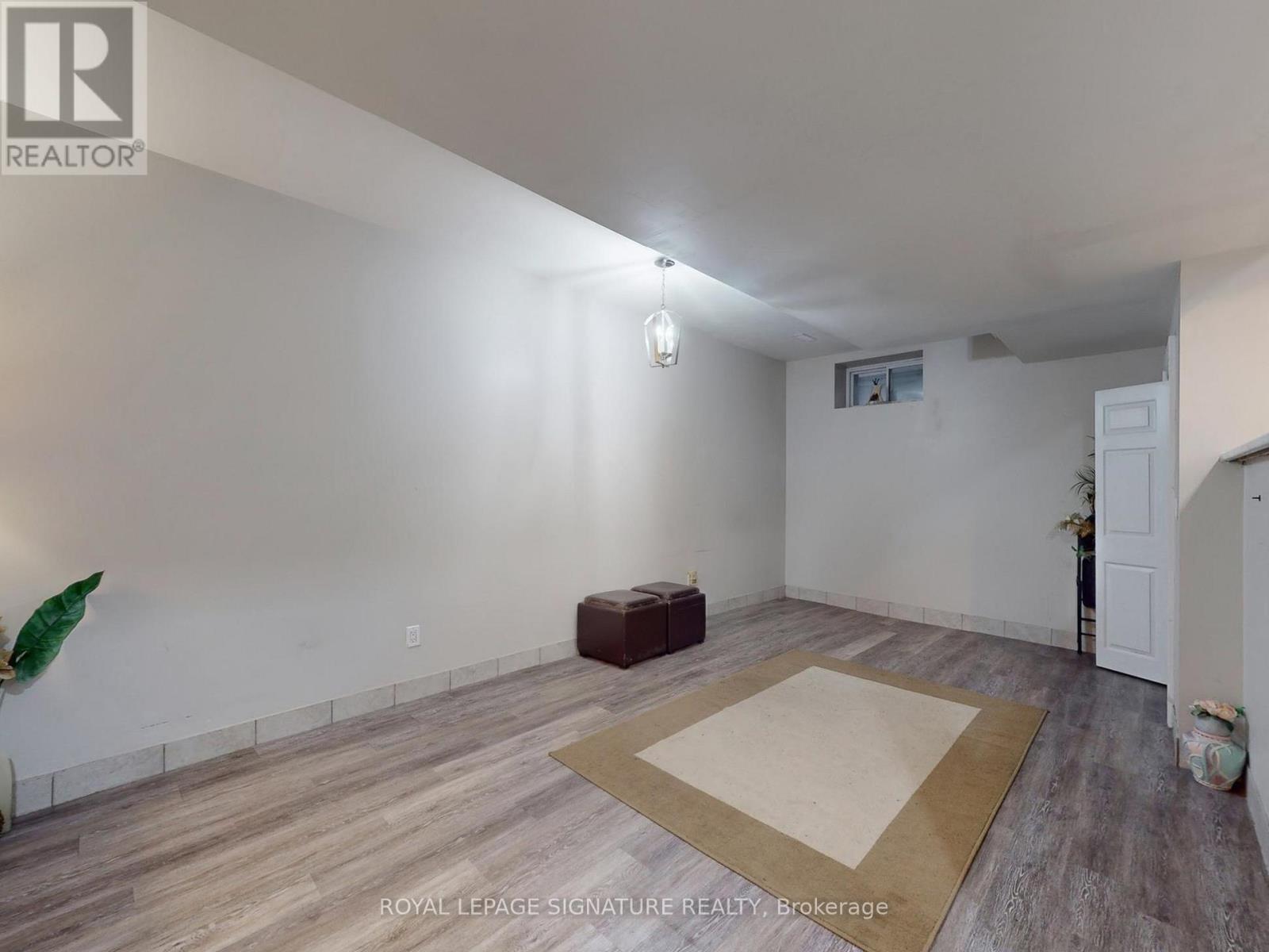 73 Buttonwood Avenue, Toronto, Ontario  M6M 2H9 - Photo 29 - W12645848