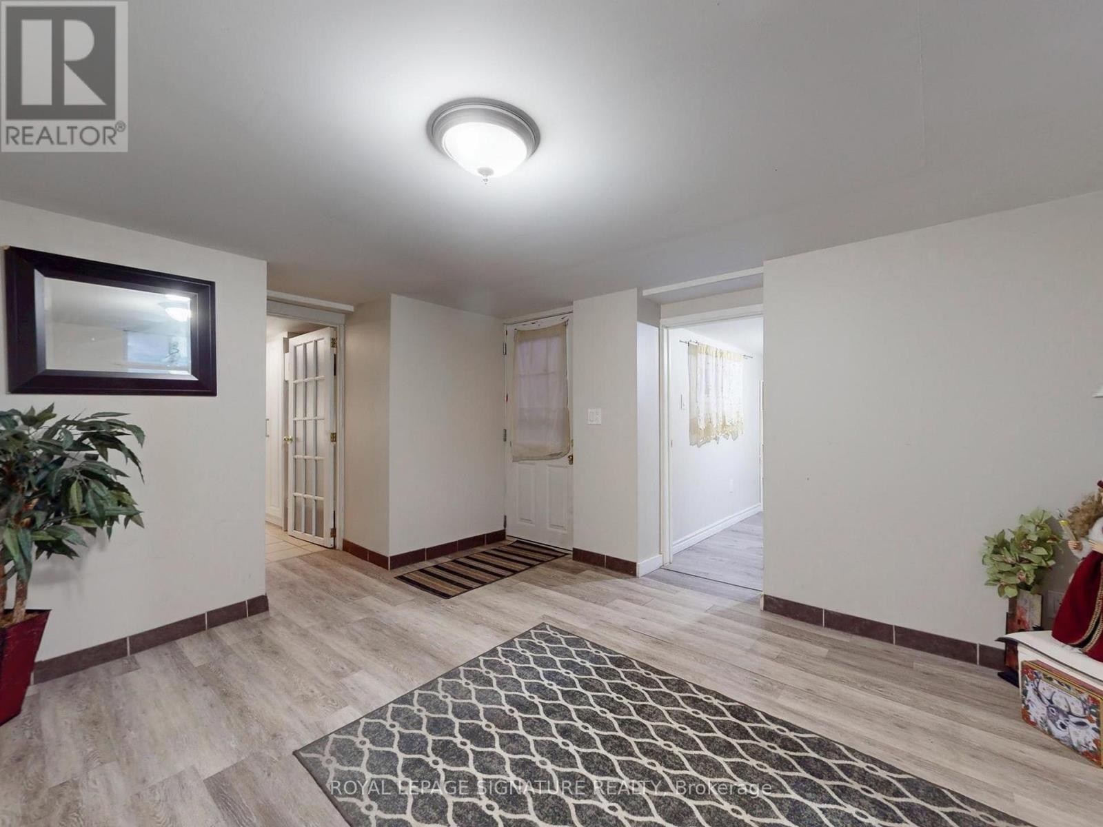 73 Buttonwood Avenue, Toronto, Ontario  M6M 2H9 - Photo 35 - W12645848