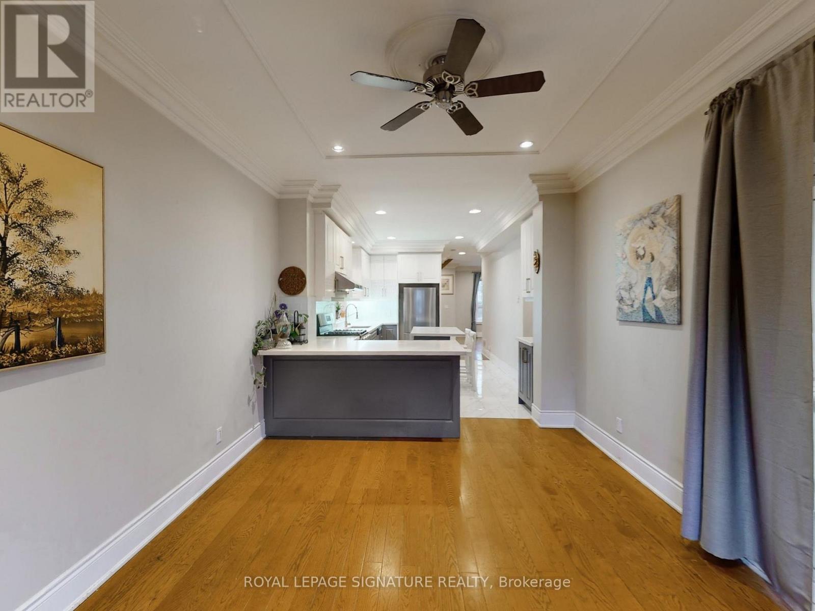 73 Buttonwood Avenue, Toronto, Ontario  M6M 2H9 - Photo 9 - W12645848