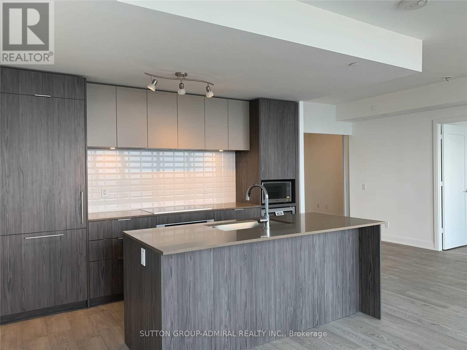 3705 - 70 Annie Craig Drive, Toronto, Ontario  M8V 0C4 - Photo 4 - W12645868