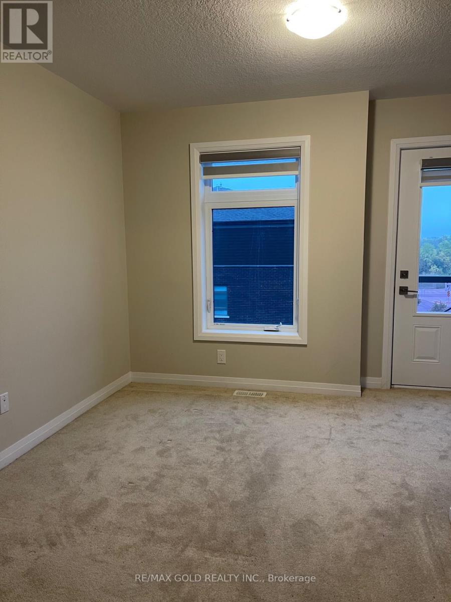 1b - 155 Thomas Slee Drive, Kitchener, Ontario  N2P 0J8 - Photo 7 - X12645840