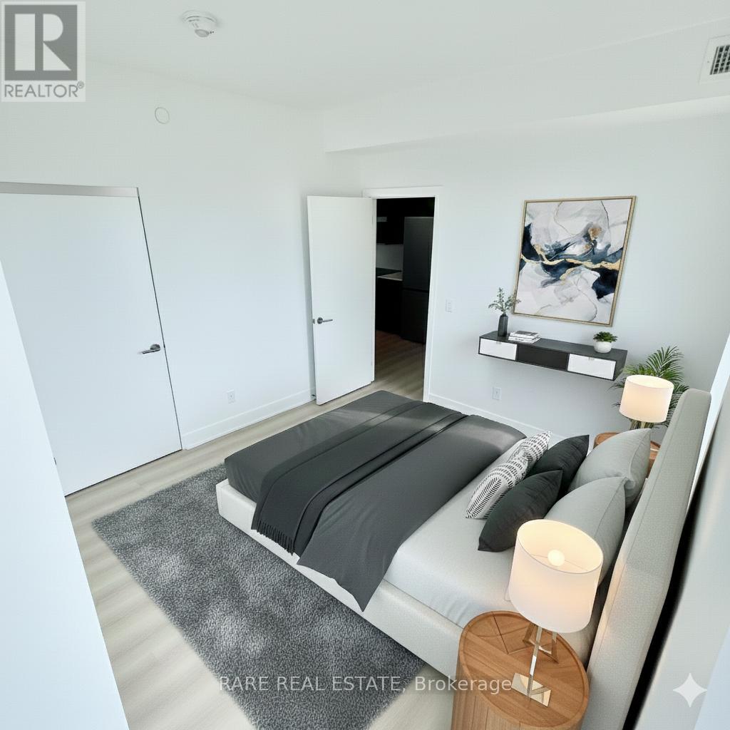 1603 - 25 Wellington Street S, Kitchener, Ontario  N2G 2E6 - Photo 2 - X12645860