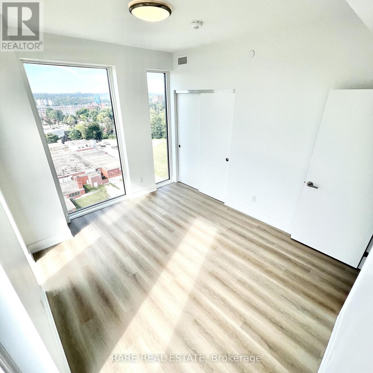 1603 - 25 Wellington Street S, Kitchener, Ontario  N2G 2E6 - Photo 6 - X12645860