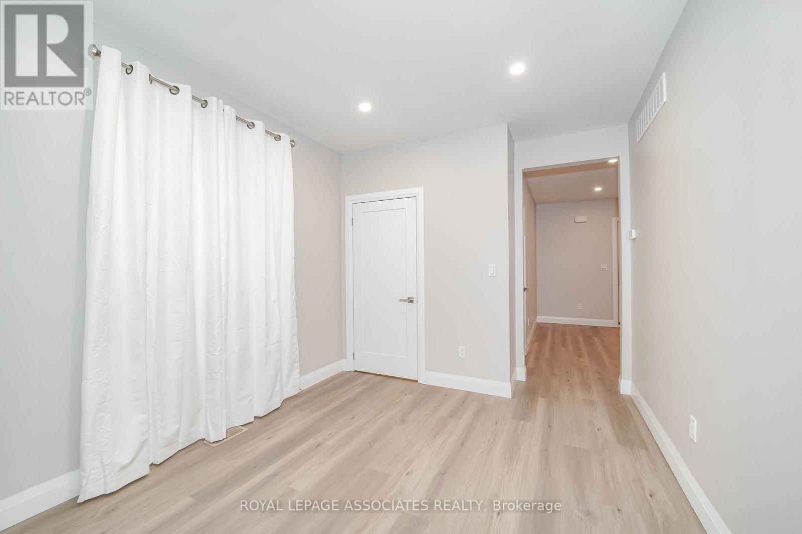 1 - 35 St George Street, Brantford, Ontario  N3R 1V2 - Photo 19 - X12645862