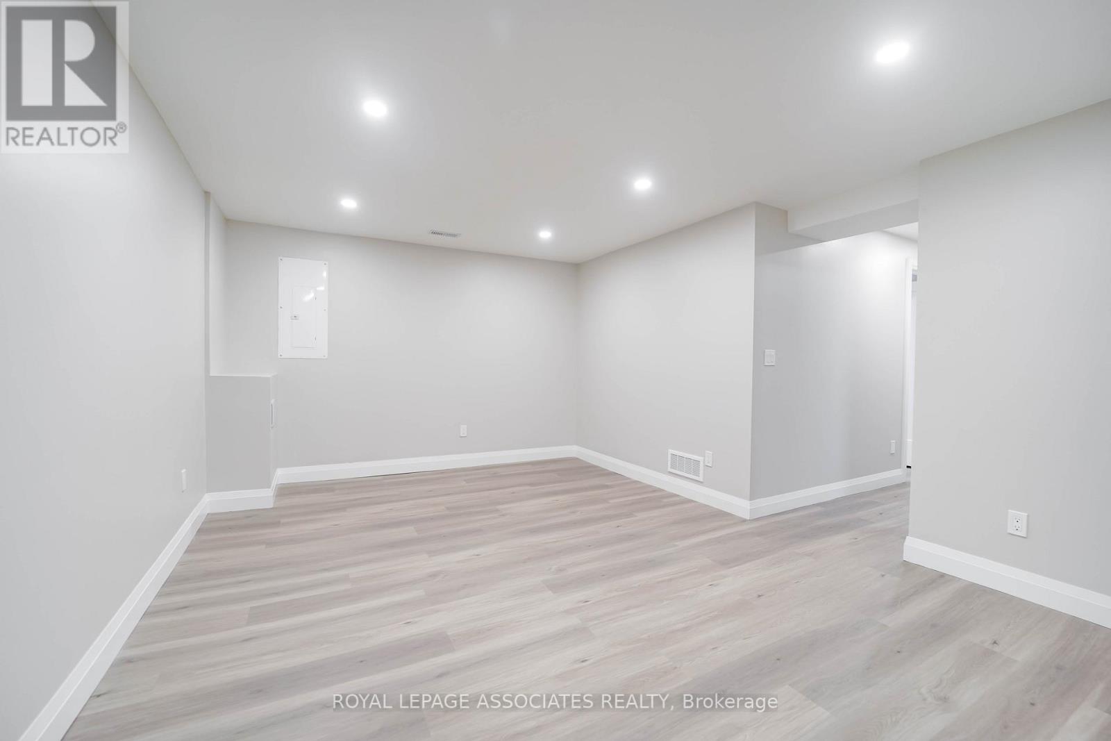 1 - 35 St George Street, Brantford, Ontario  N3R 1V2 - Photo 33 - X12645862