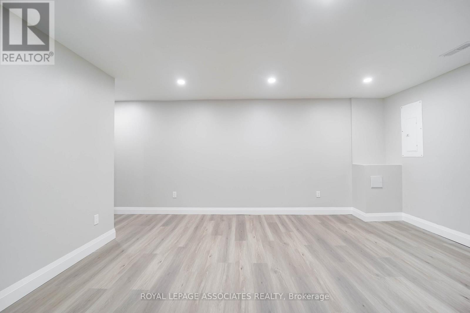 1 - 35 St George Street, Brantford, Ontario  N3R 1V2 - Photo 36 - X12645862