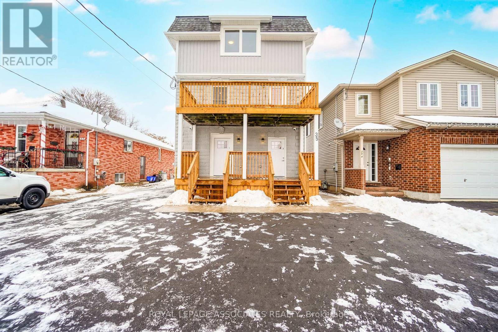 1 - 35 St George Street, Brantford, Ontario  N3R 1V2 - Photo 5 - X12645862