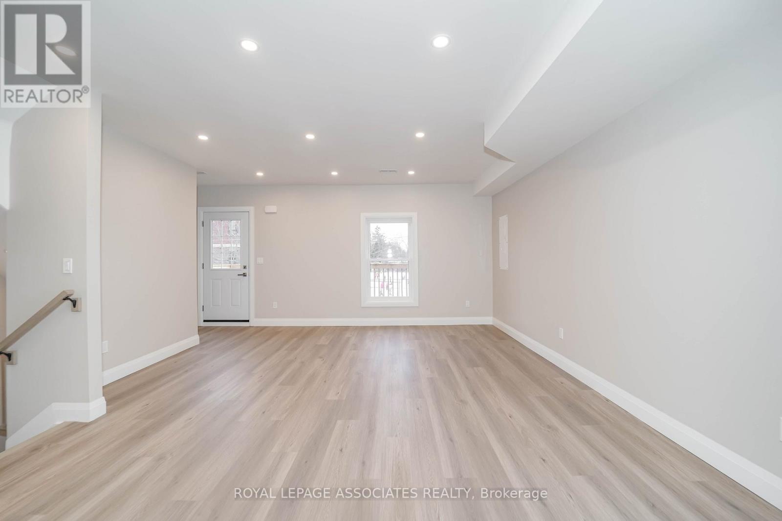 1 - 35 St George Street, Brantford, Ontario  N3R 1V2 - Photo 14 - X12645898