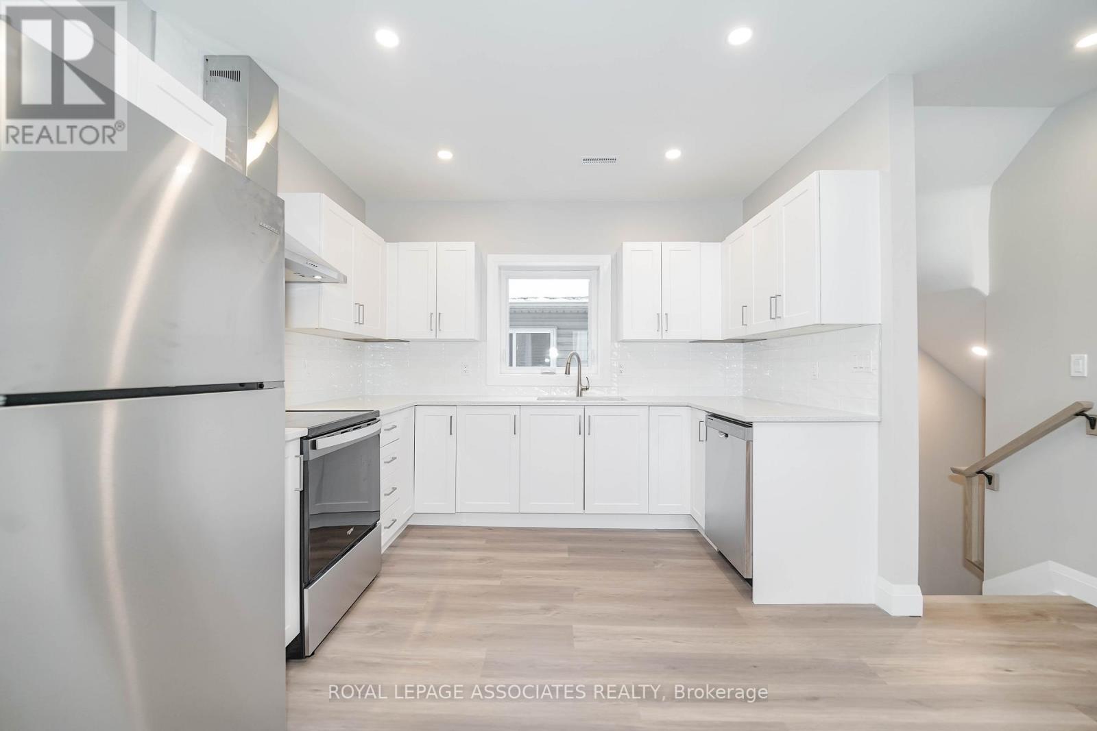 1 - 35 St George Street, Brantford, Ontario  N3R 1V2 - Photo 21 - X12645898