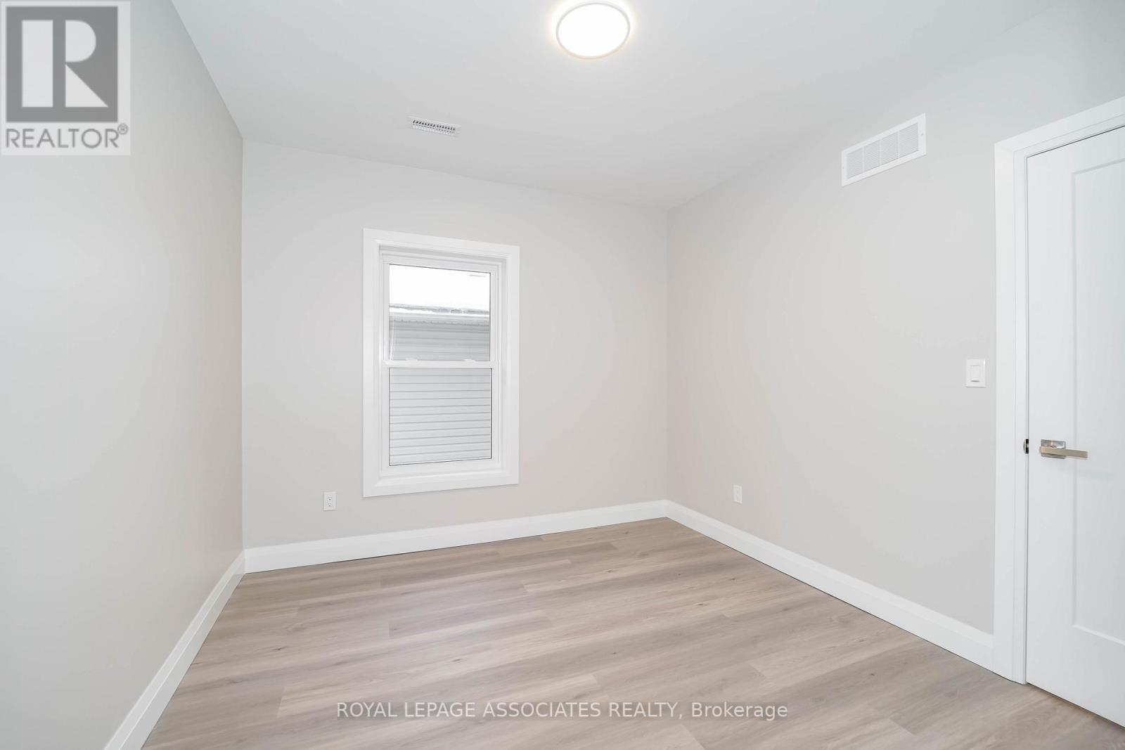 1 - 35 St George Street, Brantford, Ontario  N3R 1V2 - Photo 27 - X12645898