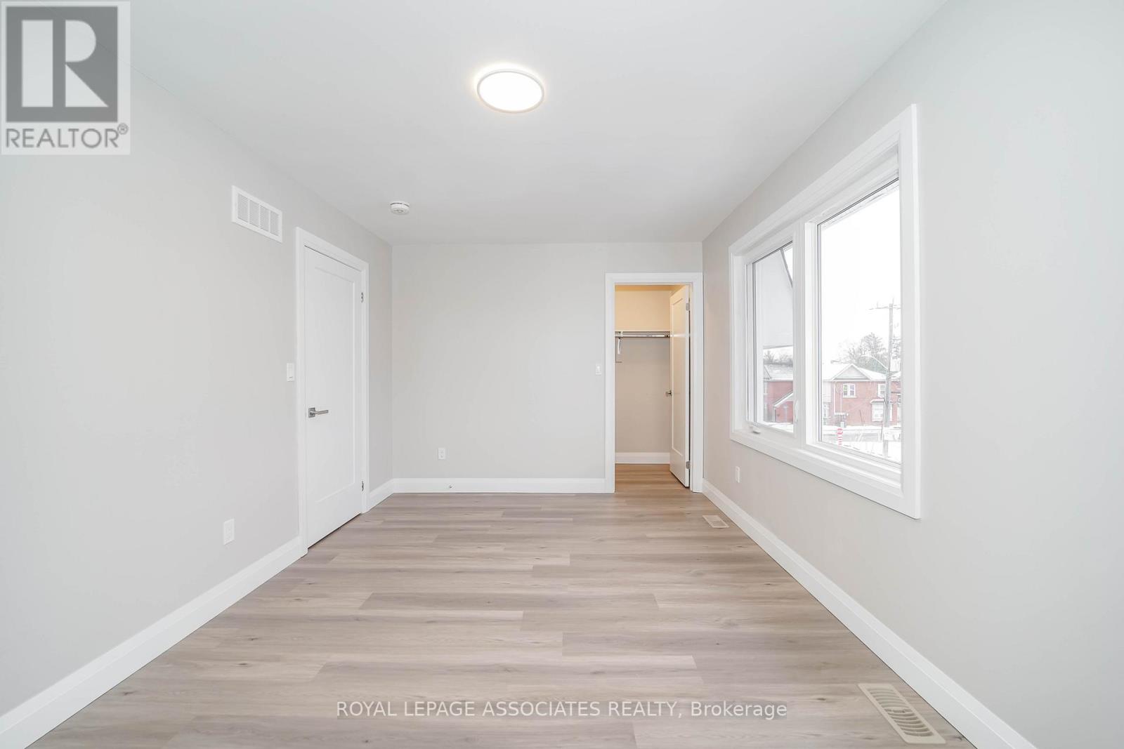 1 - 35 St George Street, Brantford, Ontario  N3R 1V2 - Photo 34 - X12645898