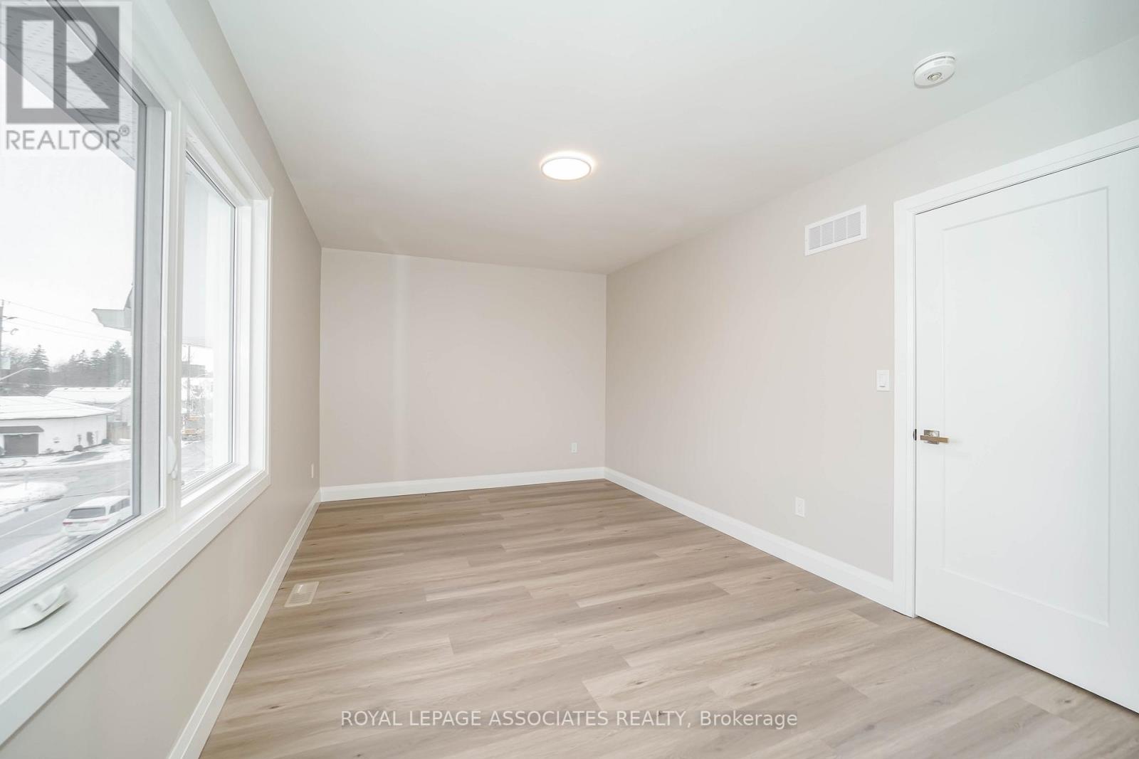 1 - 35 St George Street, Brantford, Ontario  N3R 1V2 - Photo 36 - X12645898