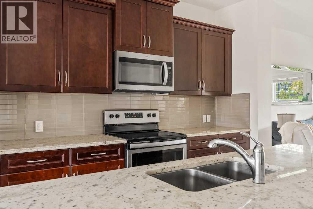 286 Redstone Drive Ne, Calgary, Alberta  T3N 0N4 - Photo 9 - A2259980