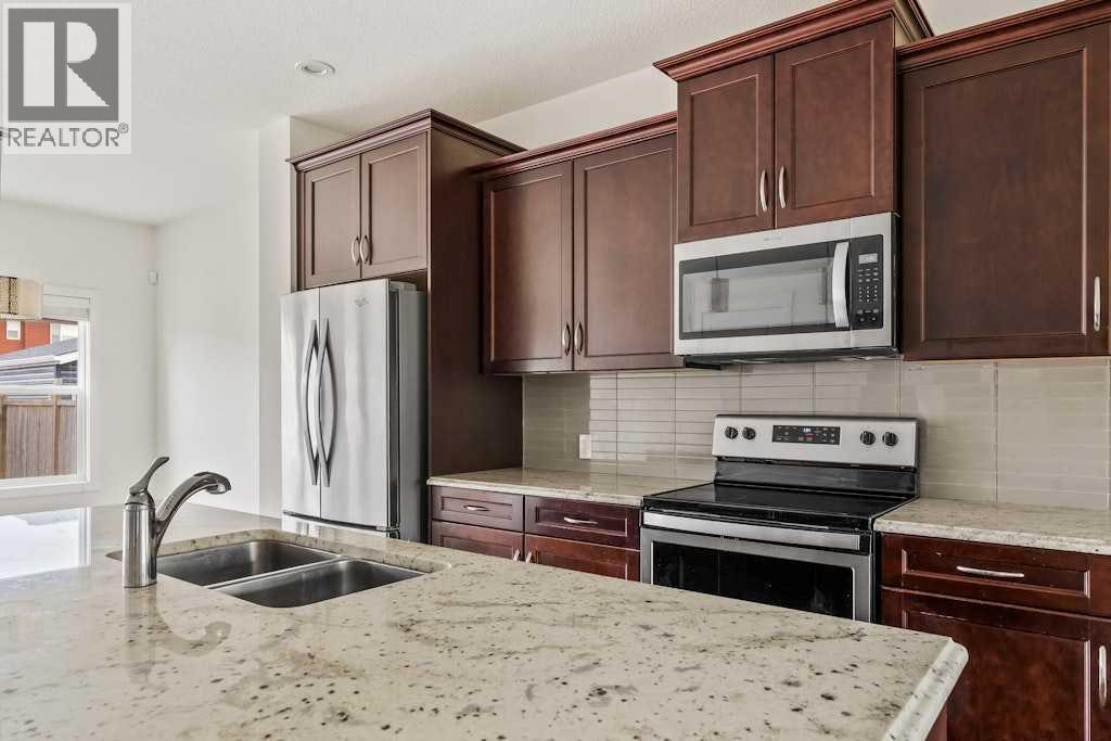 286 Redstone Drive Ne, Calgary, Alberta  T3N 0N4 - Photo 8 - A2259980