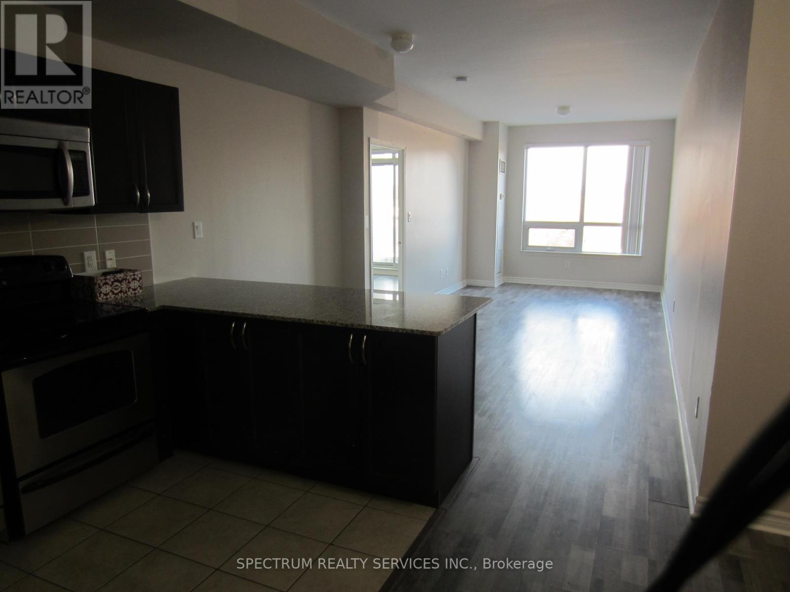 508 - 3865 Lake Shore Boulevard W, Toronto, Ontario  M8W 0A2 - Photo 11 - W12578662