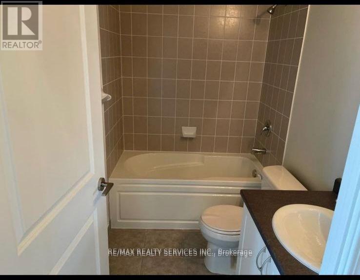 2101 - 349 Rathburn Road W, Mississauga, Ontario  L5B 0C8 - Photo 9 - W12575180