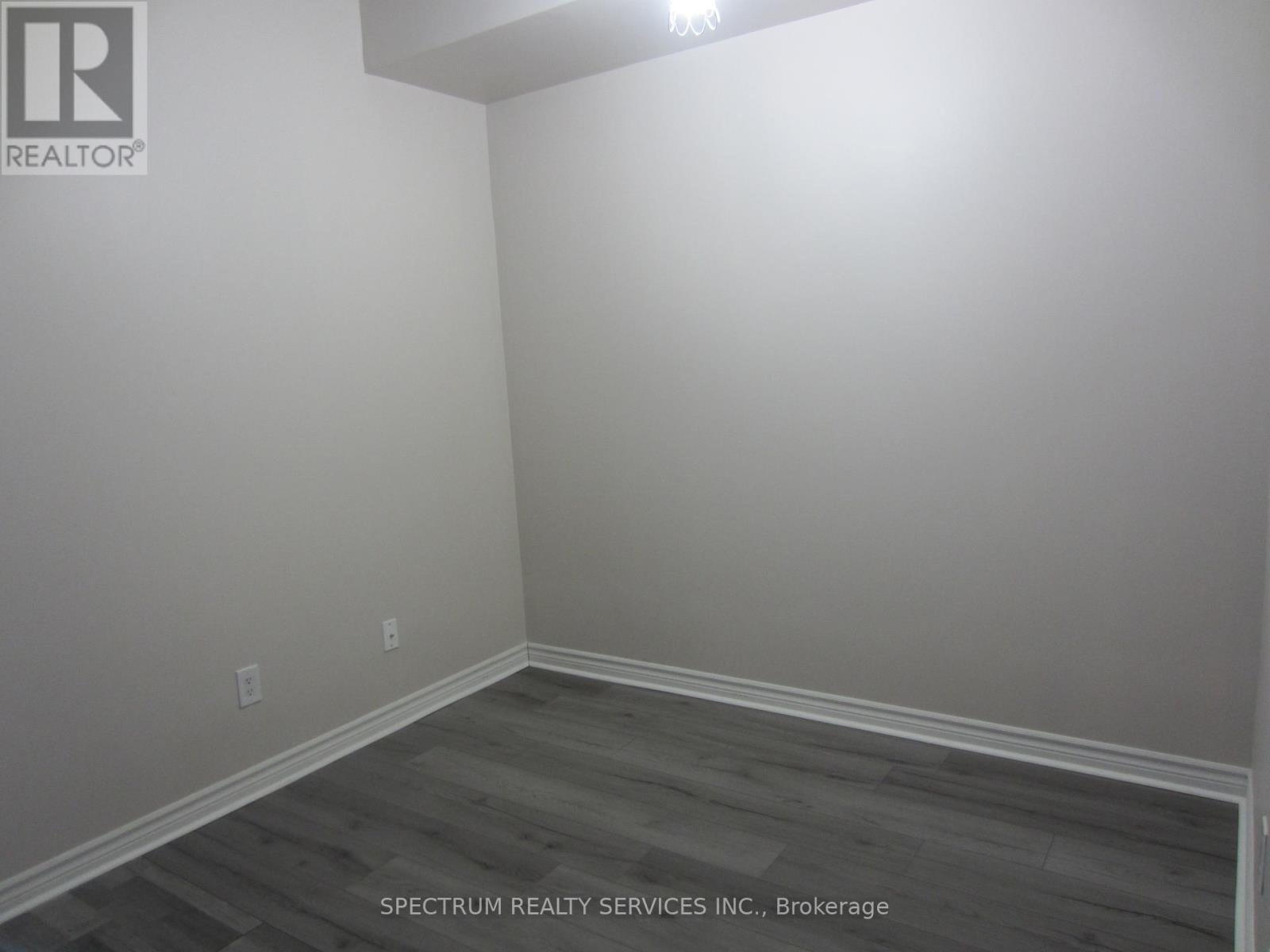 508 - 3865 Lake Shore Boulevard W, Toronto, Ontario  M8W 0A2 - Photo 9 - W12578662