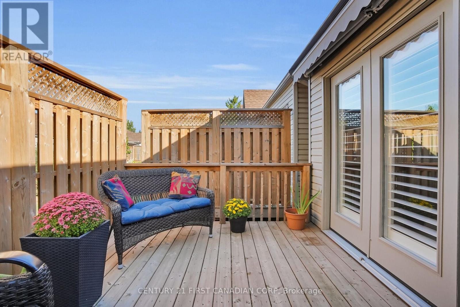 45 - 1555 Highbury Avenue N, London East, Ontario  N5Y 5R3 - Photo 33 - X12645950