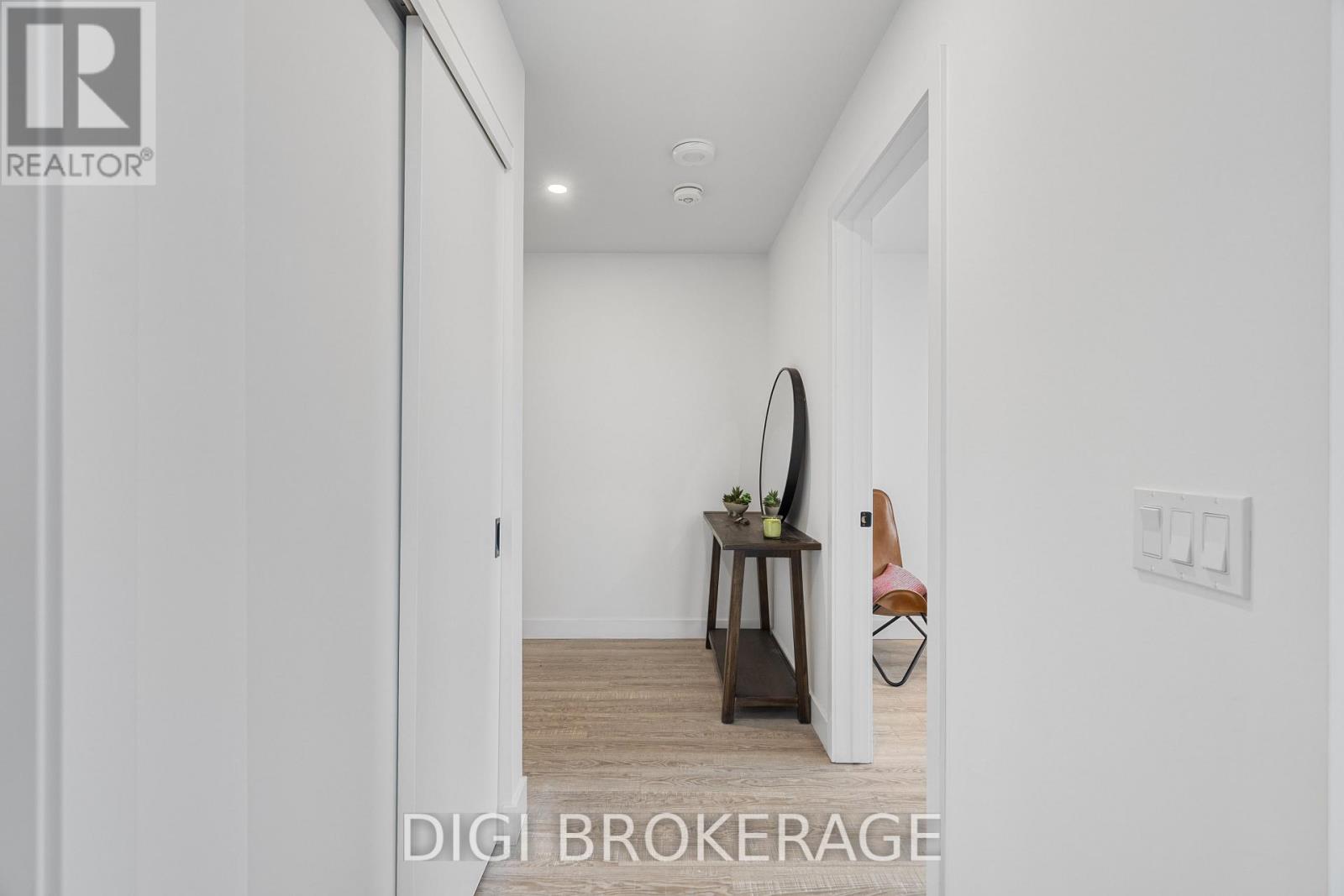 207 - 1240 Cummings Avenue, Ottawa, Ontario  K1J 0E3 - Photo 20 - X12645974