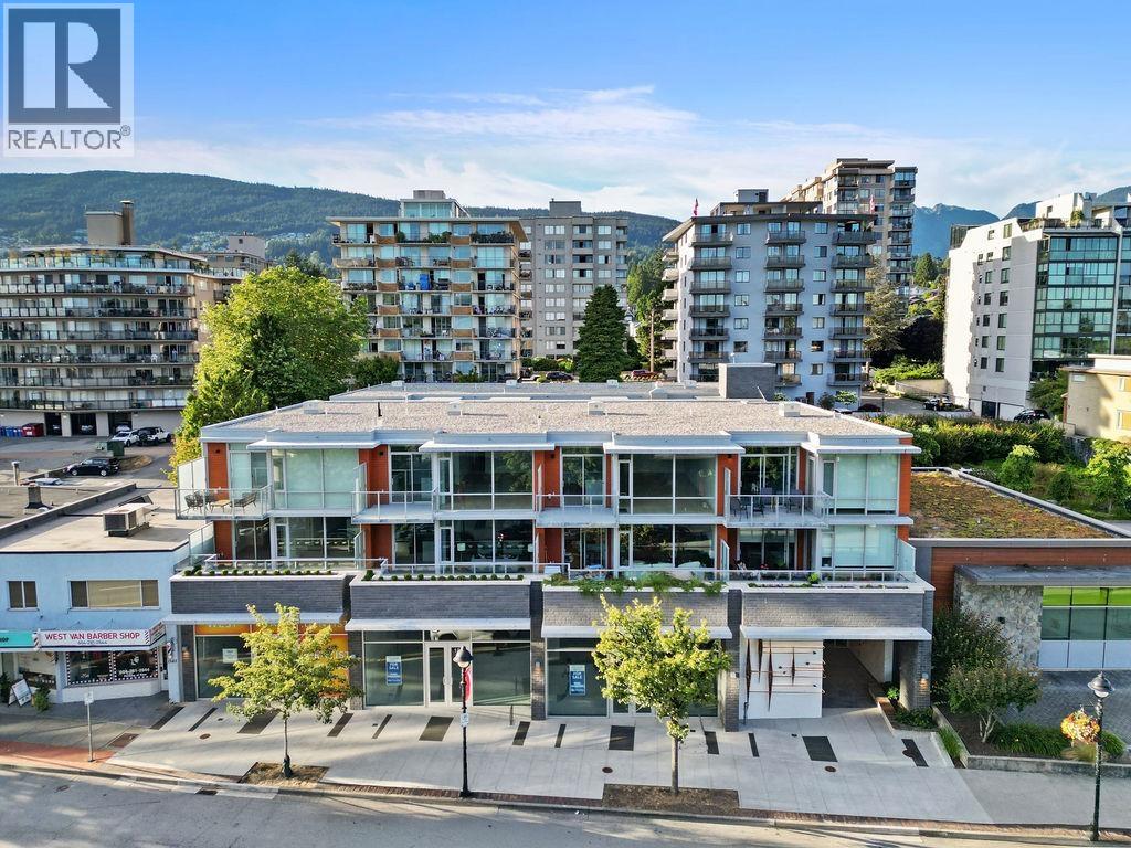 203 1331 Marine Drive, West Vancouver, British Columbia  V7T 1B6 - Photo 12 - R3074681