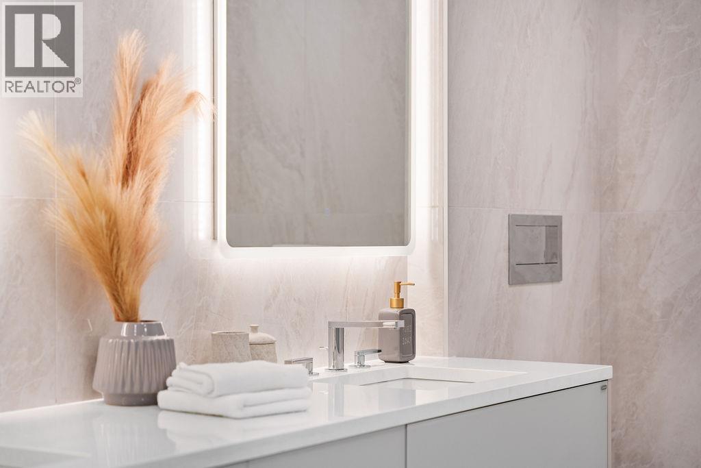 203 1331 Marine Drive, West Vancouver, British Columbia  V7T 1B6 - Photo 6 - R3074681