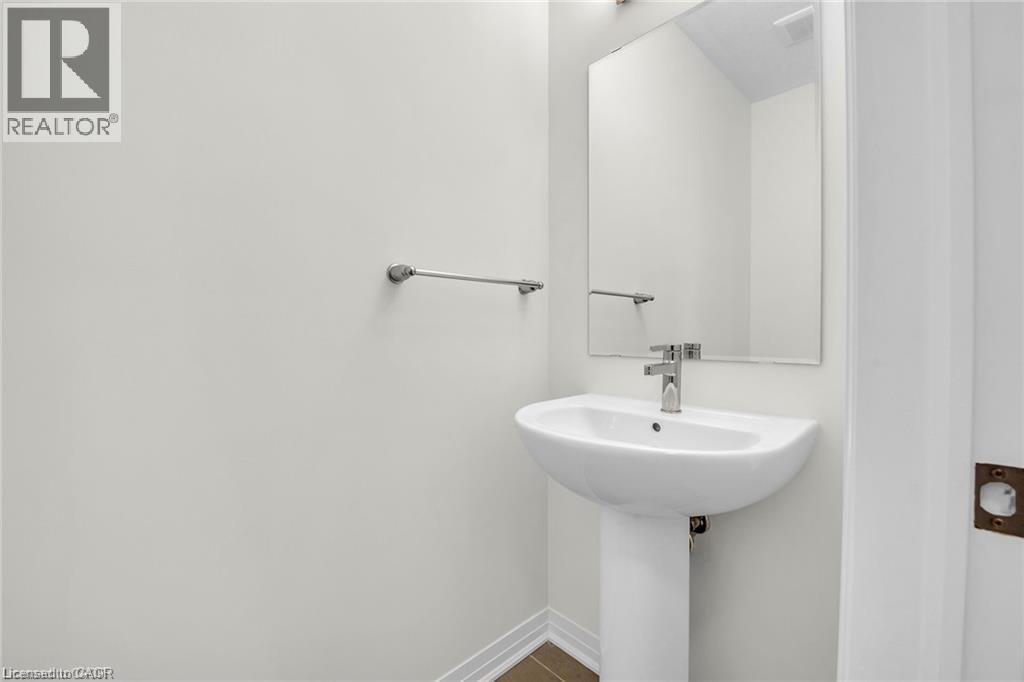 10 Urbane Boulevard Unit# C017, Kitchener, Ontario  N2E 0H8 - Photo 15 - 40794770