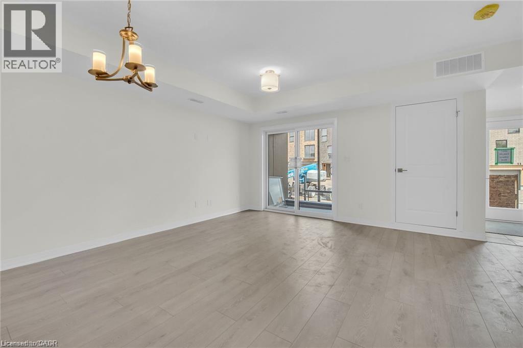 10 Urbane Boulevard Unit# C017, Kitchener, Ontario  N2E 0H8 - Photo 11 - 40794770