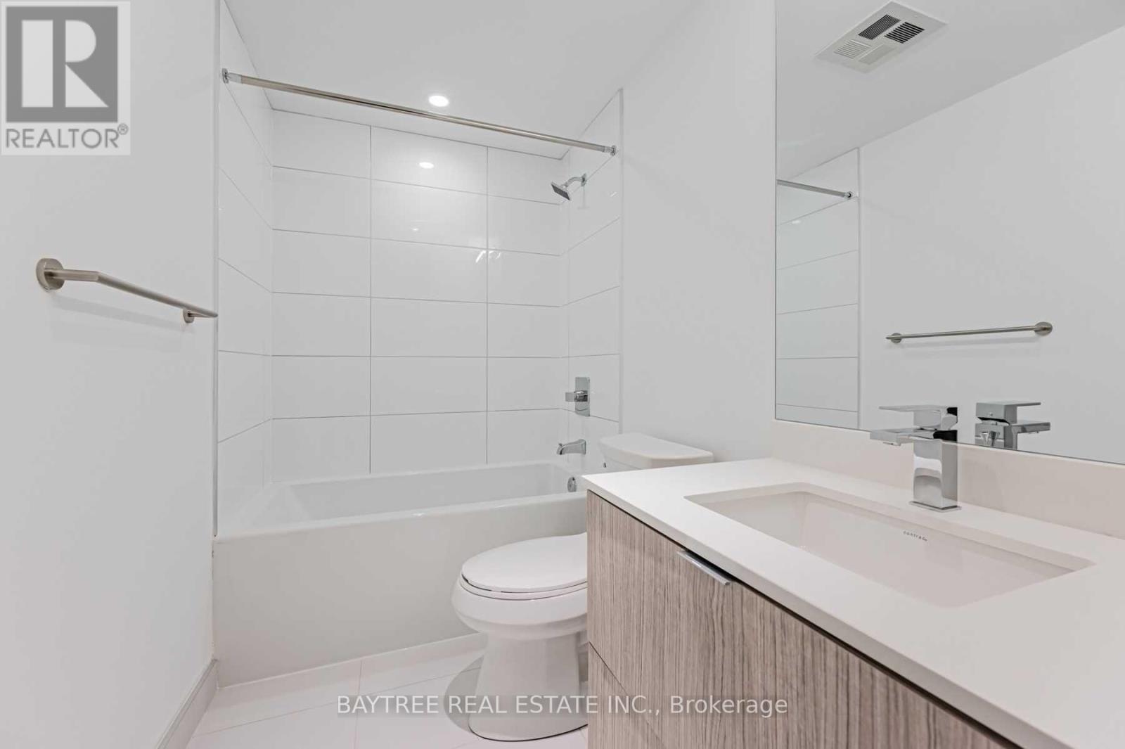 1712 - 395 Bloor Street E, Toronto, Ontario  M4W 0B4 - Photo 13 - C12645978