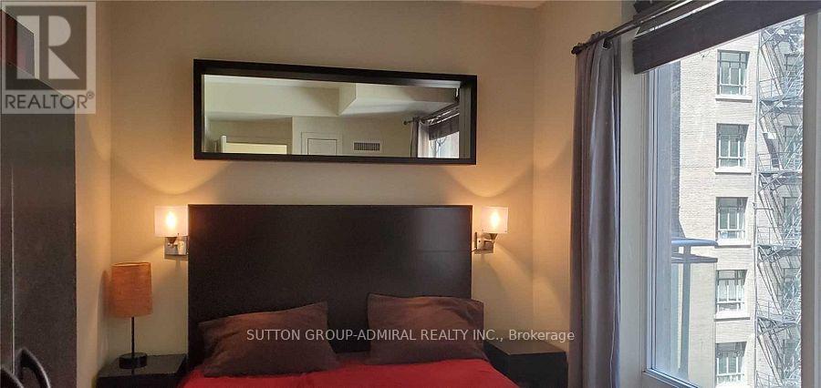 1602 - 8 Colborne Street N, Toronto, Ontario  M5E 1E1 - Photo 10 - C12645988