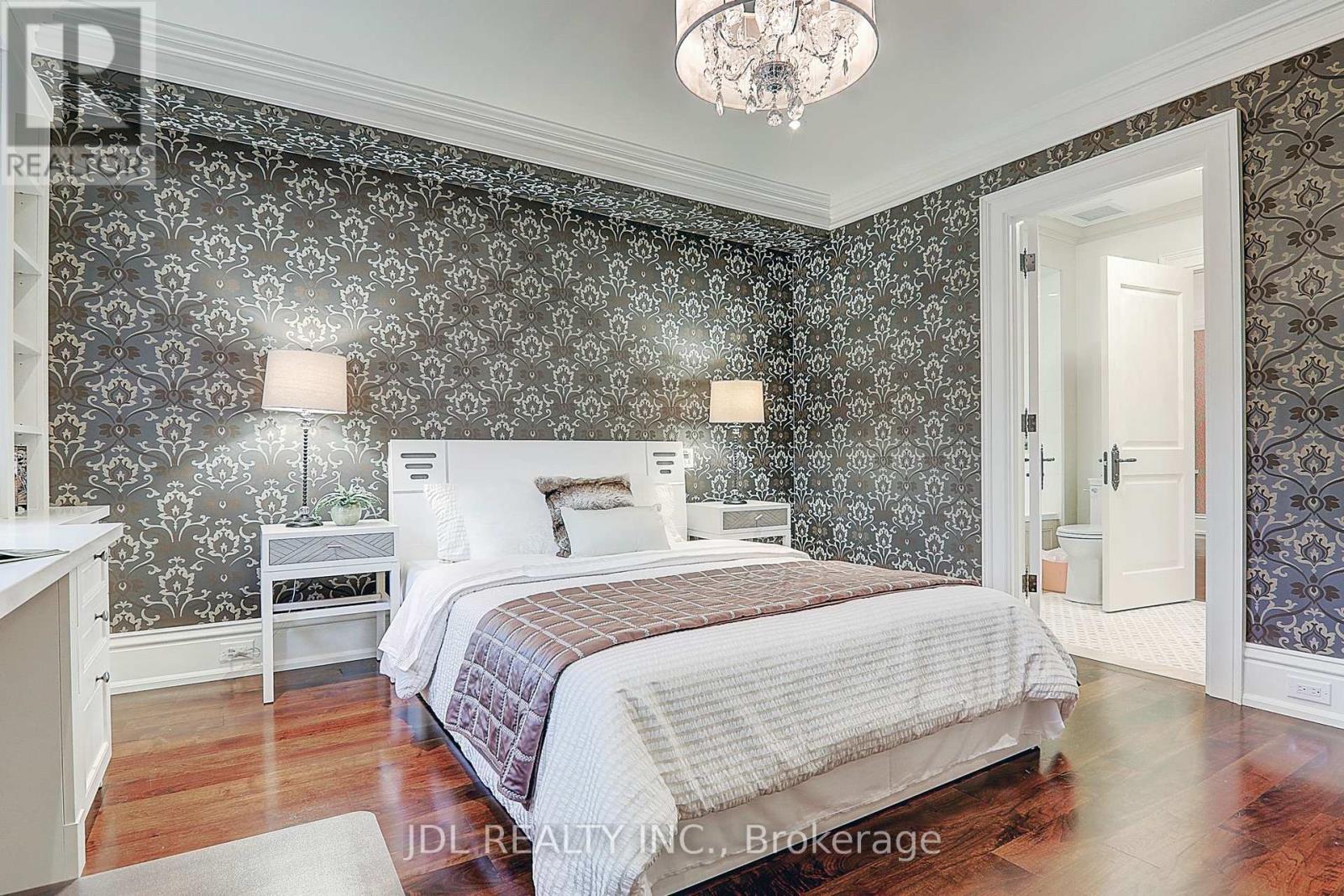 15 Castle Frank Crescent, Toronto, Ontario  M4W 3A2 - Photo 31 - C12646000