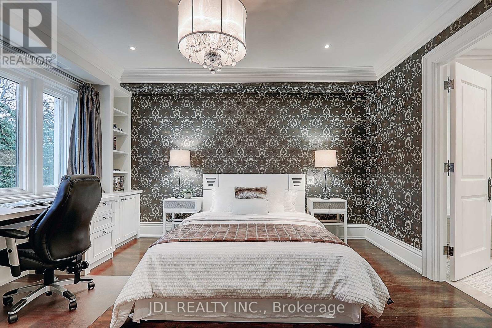 15 Castle Frank Crescent, Toronto, Ontario  M4W 3A2 - Photo 32 - C12646000