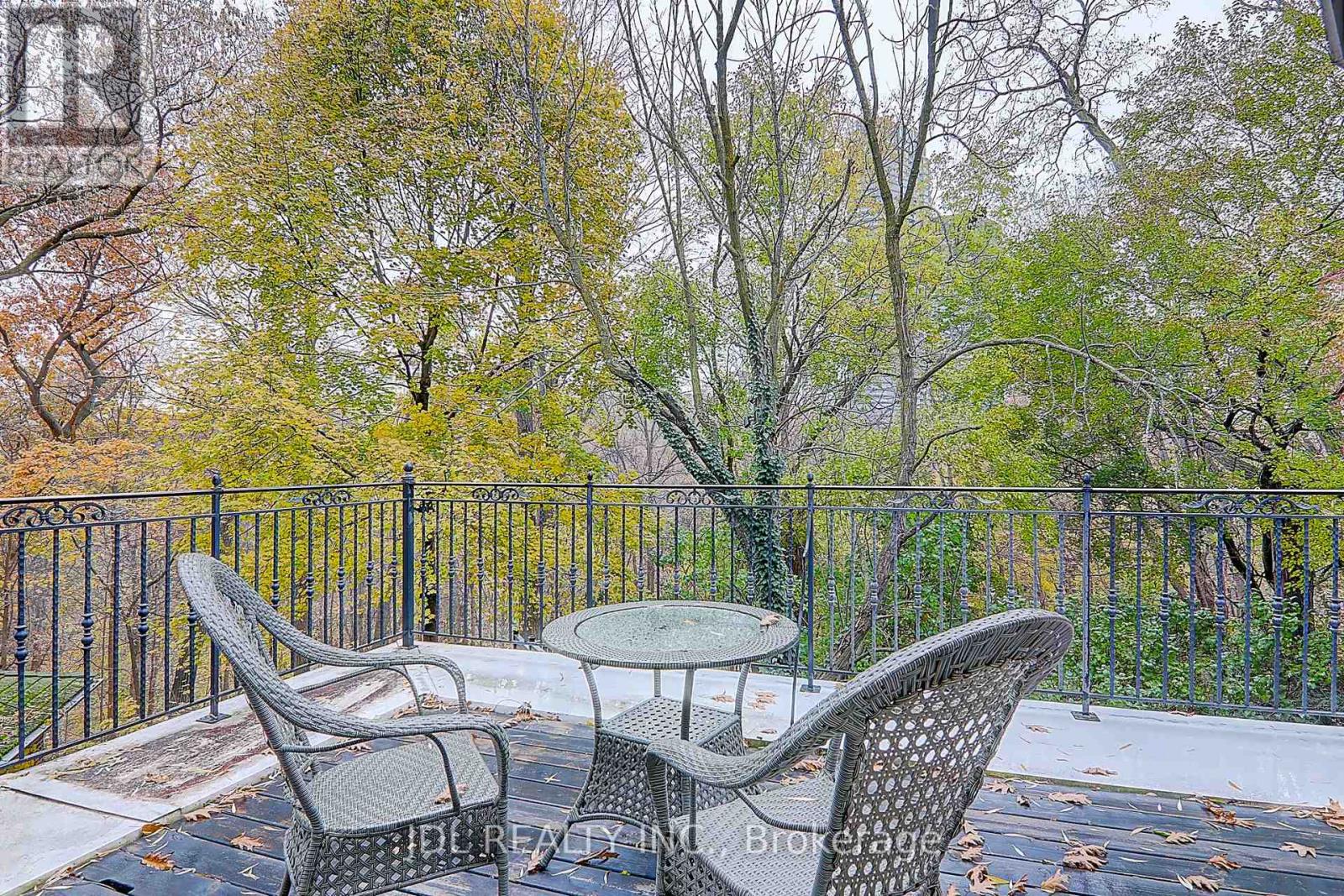 15 Castle Frank Crescent, Toronto, Ontario  M4W 3A2 - Photo 37 - C12646000