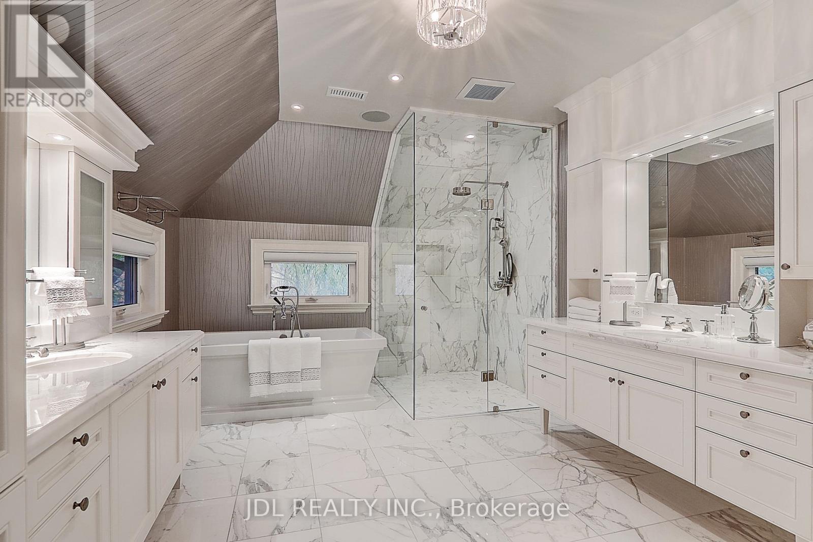 15 Castle Frank Crescent, Toronto, Ontario  M4W 3A2 - Photo 45 - C12646000