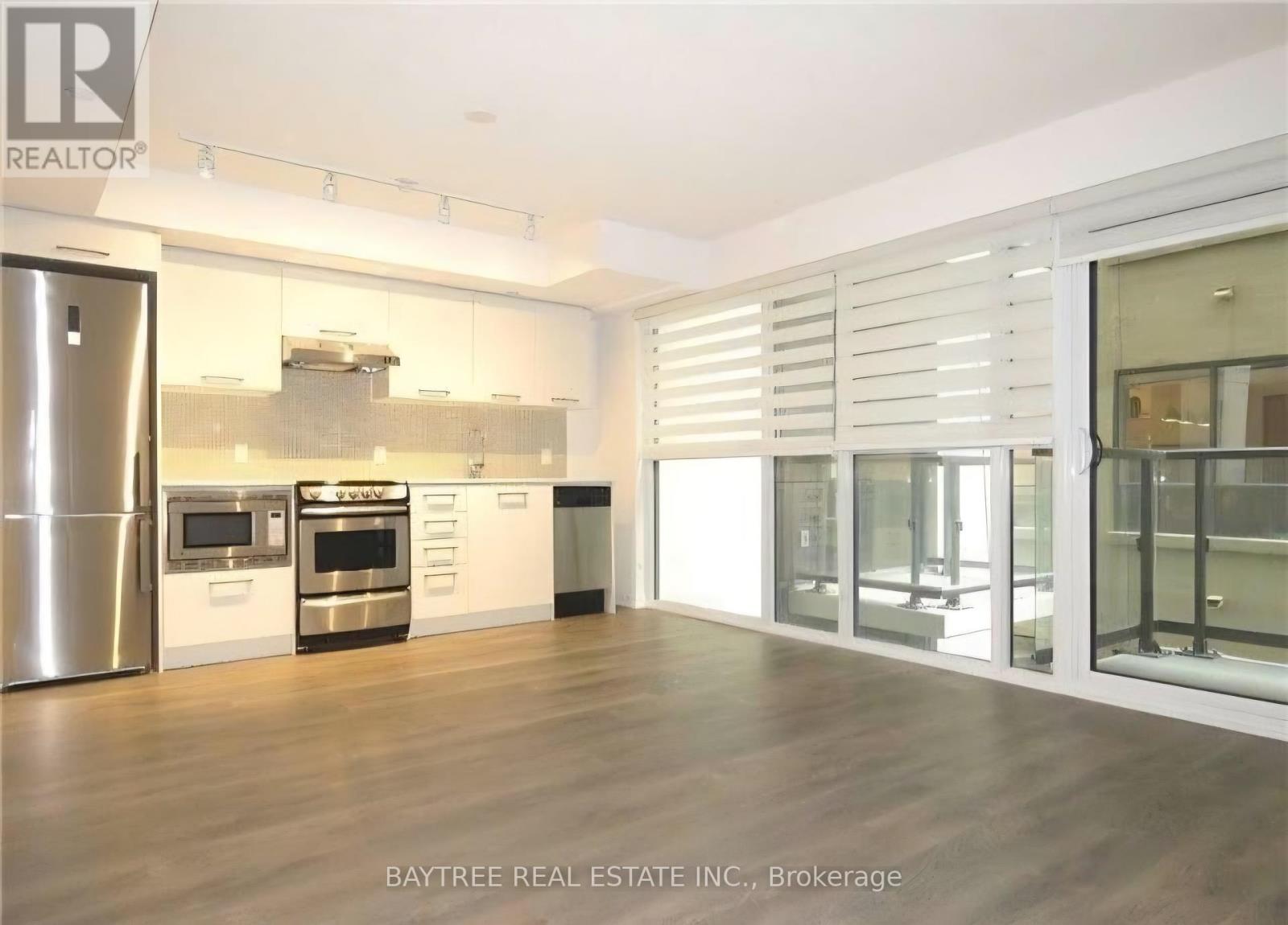 1012 - 87 PETER STREET, Toronto, Ontario