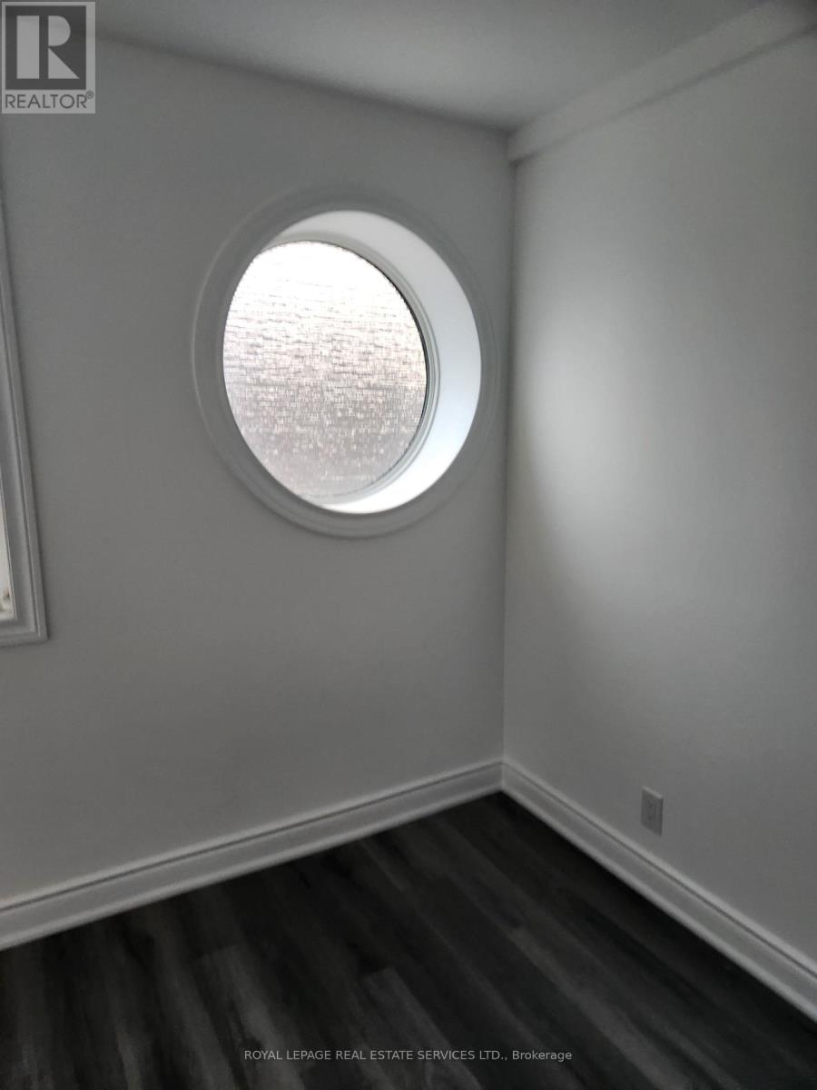 202 - 2820 Danforth Avenue, Toronto, Ontario  M4C 1M1 - Photo 3 - E12636954