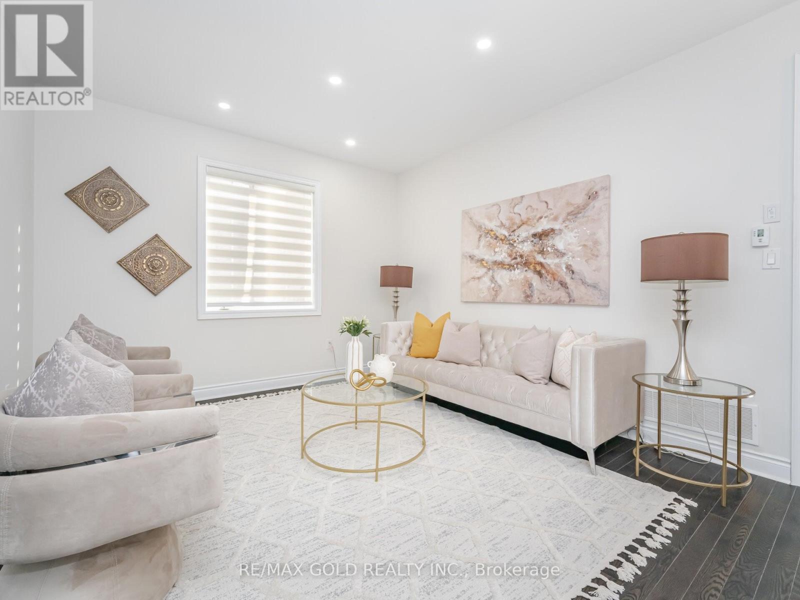 4 Buttonwood Road, Brampton, Ontario  L6P 4J9 - Photo 5 - W12634042