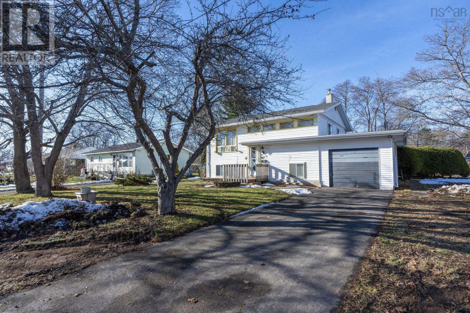 15 Acadia Street, Middleton, Nova Scotia  B0S 1P0 - Photo 45 - 202529632