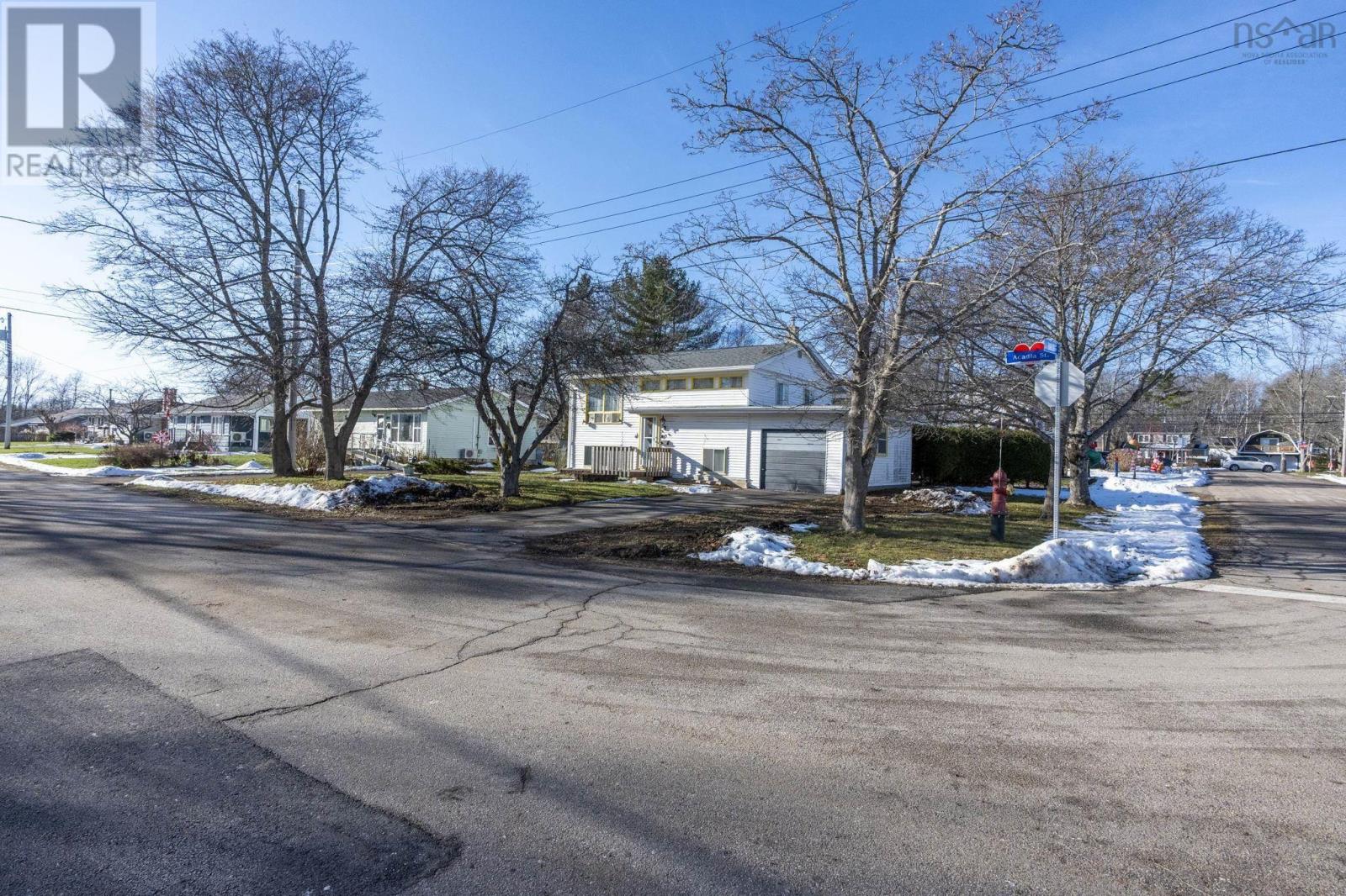 15 Acadia Street, Middleton, Nova Scotia  B0S 1P0 - Photo 50 - 202529632