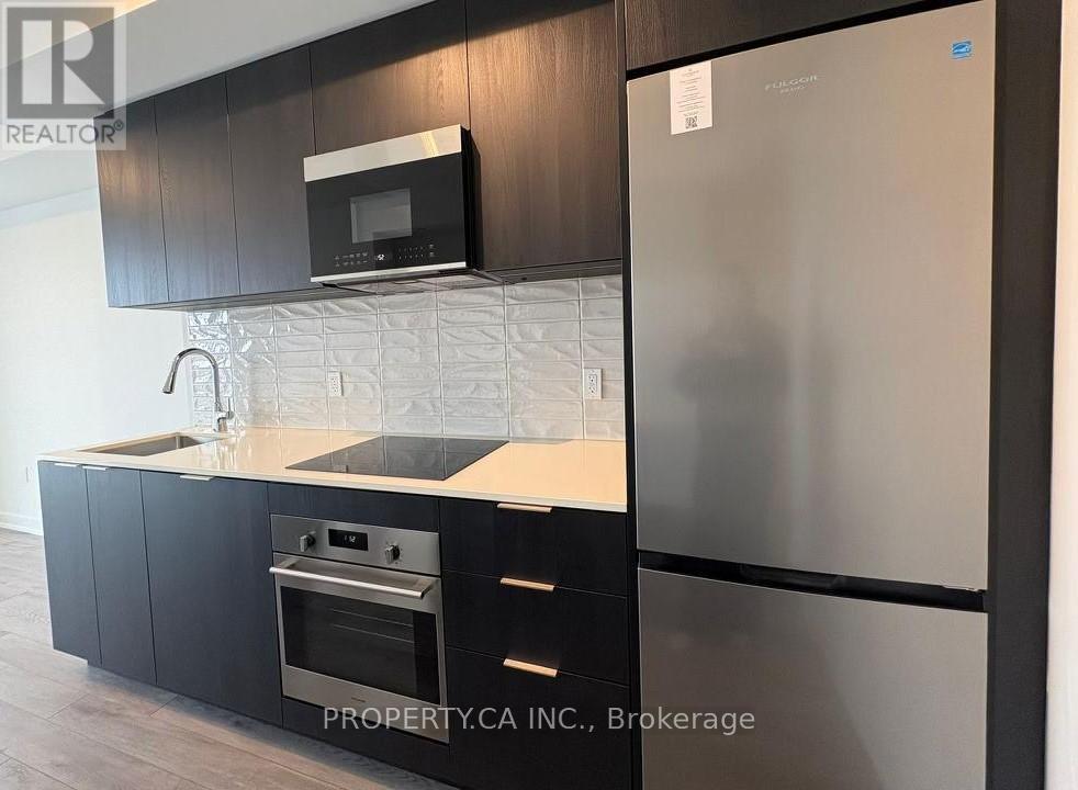 14 - 15 Skyridge Drive, Brampton, Ontario  L6P 4S3 - Photo 5 - W12645990