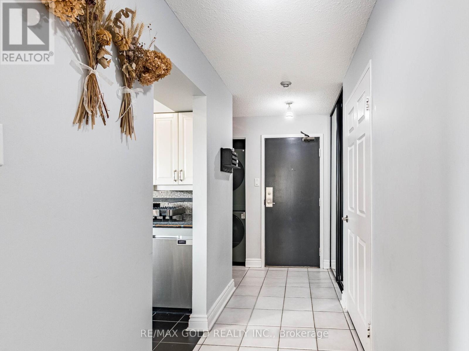 416 - 1485 Lakeshore Road E, Mississauga, Ontario  L5E 3G2 - Photo 11 - W12645992