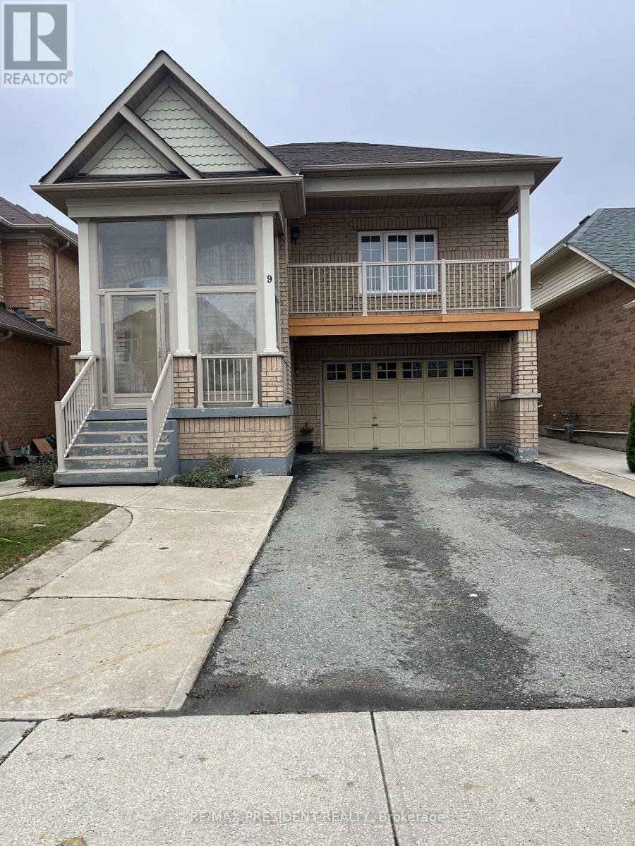 9 DENIM DRIVE, Brampton, Ontario