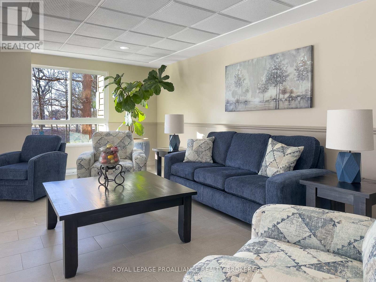 503 - 115 Barrett Court, Kingston, Ontario  K7L 5H6 - Photo 4 - X12646052