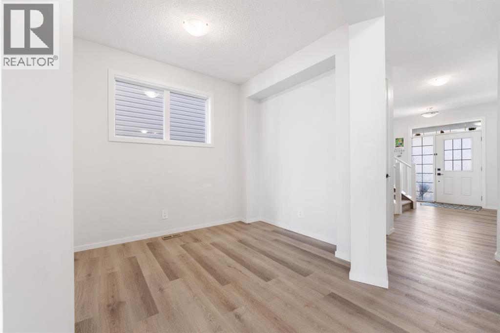 633 Windrow Manor Sw, Airdrie, Alberta  T4B 5H5 - Photo 7 - A2267101