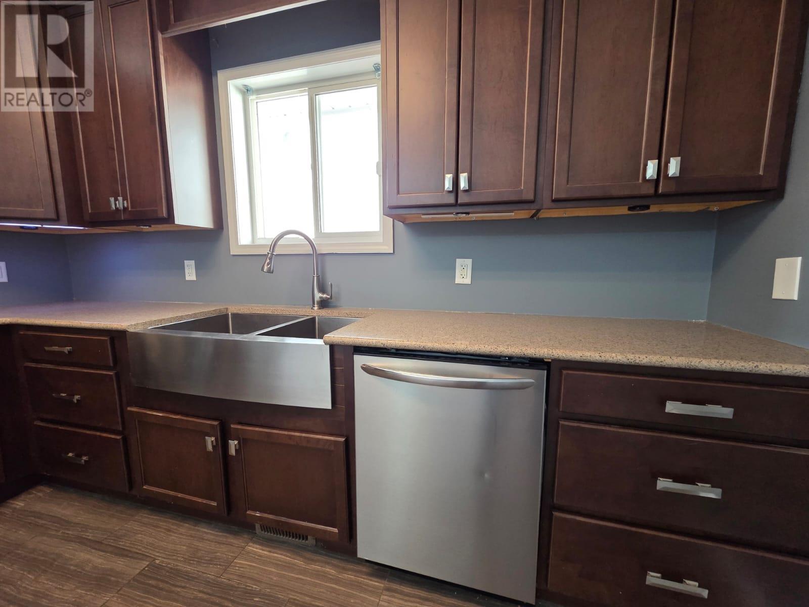 321 Amelia St W, Thunder Bay, Ontario  P7E 4A6 - Photo 10 - TB253656